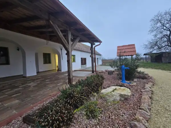 Eladó családi ház, Agyagosszergény 4 szoba 135 m² 78 M Ft