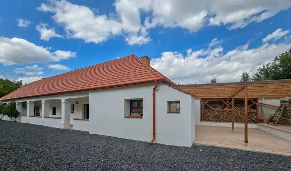 Eladó családi ház, Bük 4 szoba 162 m² 136 M Ft