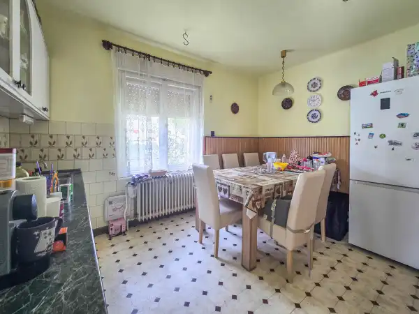 Eladó családi ház, Csepreg 3 szoba 100 m² 34.9 M Ft Eladó családi ház, Csepreg 3 szoba 100 m² 34.9 M Ft