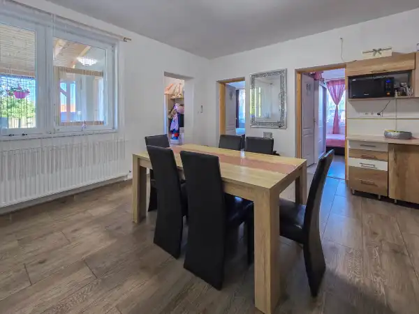 Eladó családi ház, Egyházasfalu 2 szoba 85 m² 42 M Ft