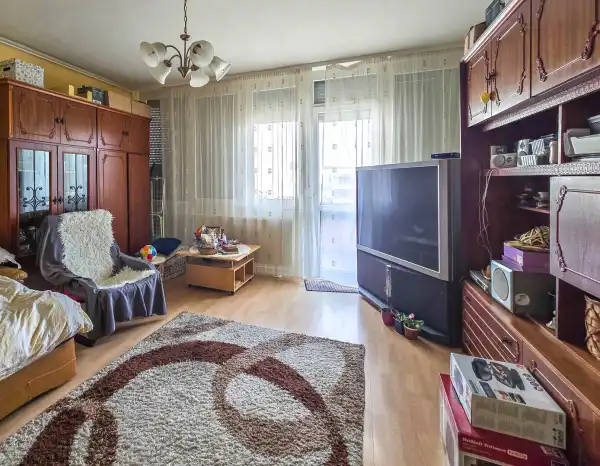 Eladó panellakás, Sopron 1+2 szoba 62 m² 51.9 M Ft