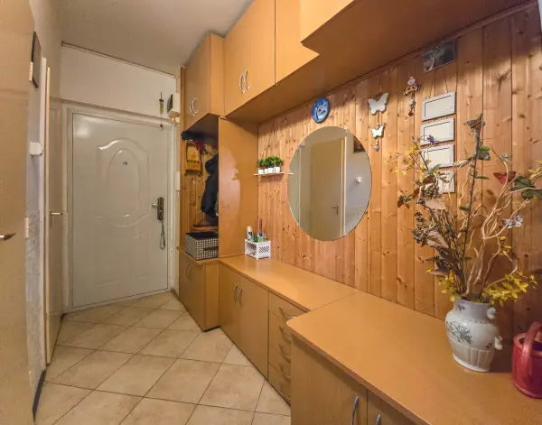 Eladó panellakás, Sopron 2 szoba 53 m² 49.9 M Ft