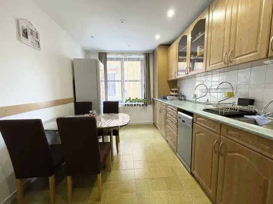 eladó téglalakás, Sopron