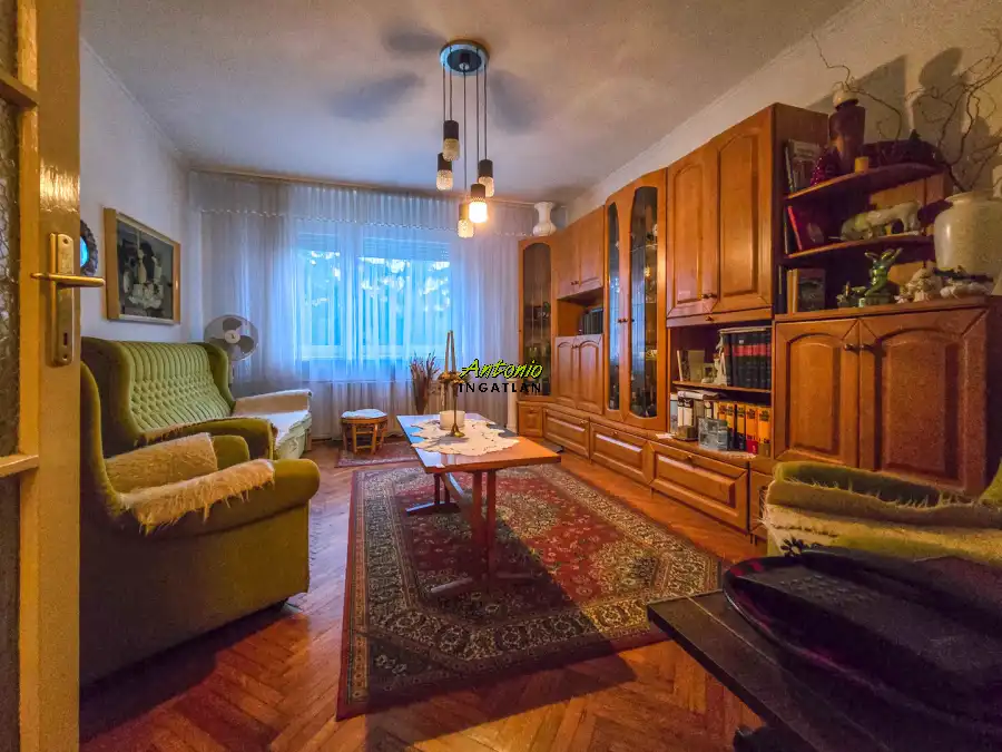 eladó téglalakás, Sopron