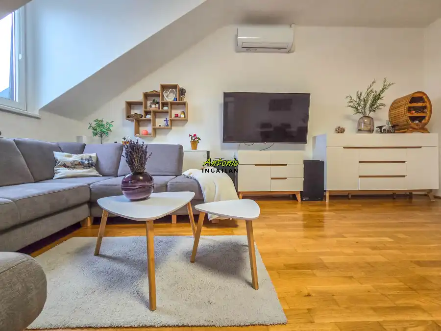 eladó téglalakás, Sopron