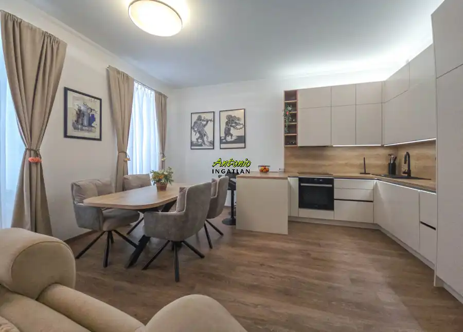 eladó téglalakás, Sopron