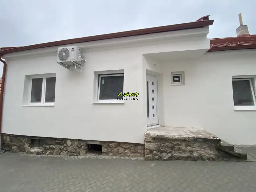 eladó újszerű sorház, Sopron