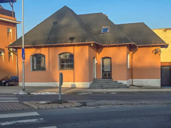 Eladó vendéglátás, Sopron 4 szoba 195 m² 90 M Ft